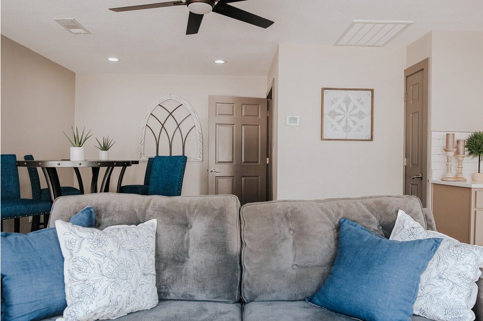 Move-in-ready living space at 1540 Apartments